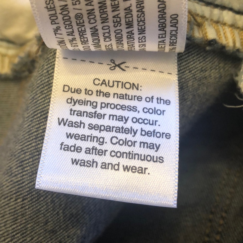Universal Thread Mid Rise Curvy Skinny Jeans - Picture 7 of 10